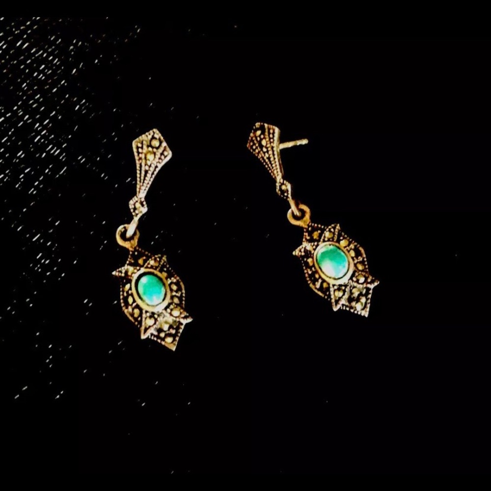 Lovely Real Silver And Blue Turquoise Earnings